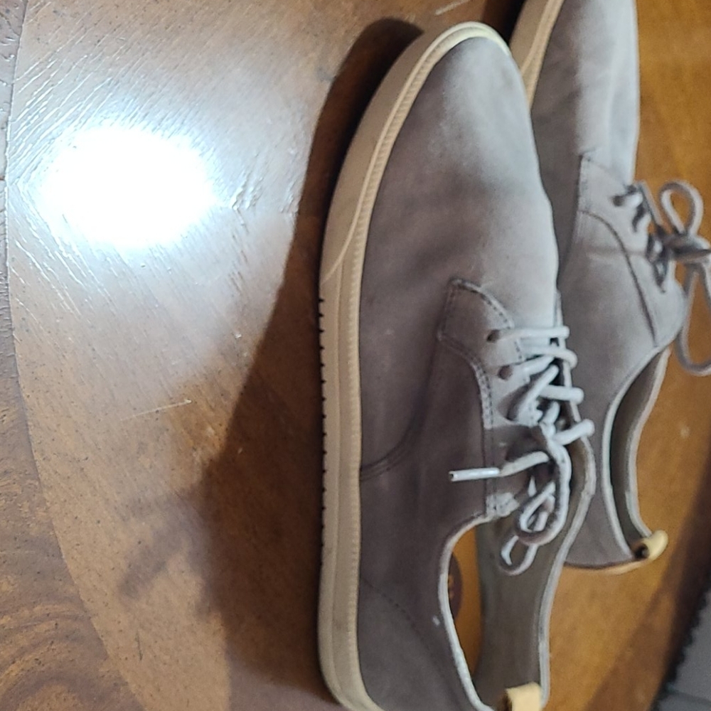 Soft men's shoes